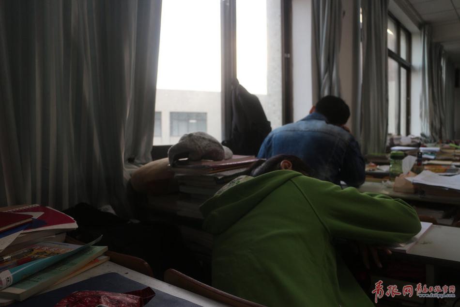 Chinese老女人老熟妇近亲相姦