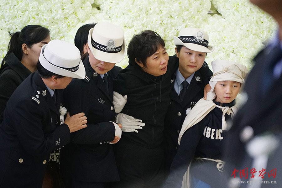 亚洲亚洲人成综合网络