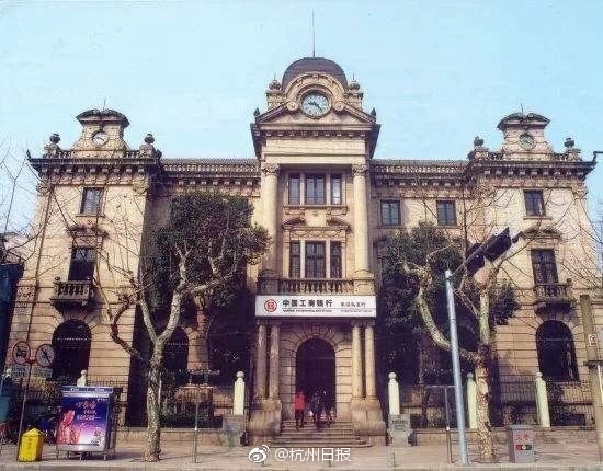 老师脱裤子让我C
