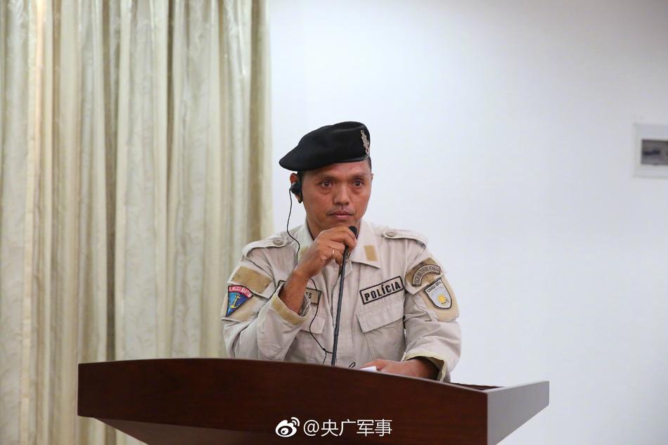 奶大的女人弄着舒服