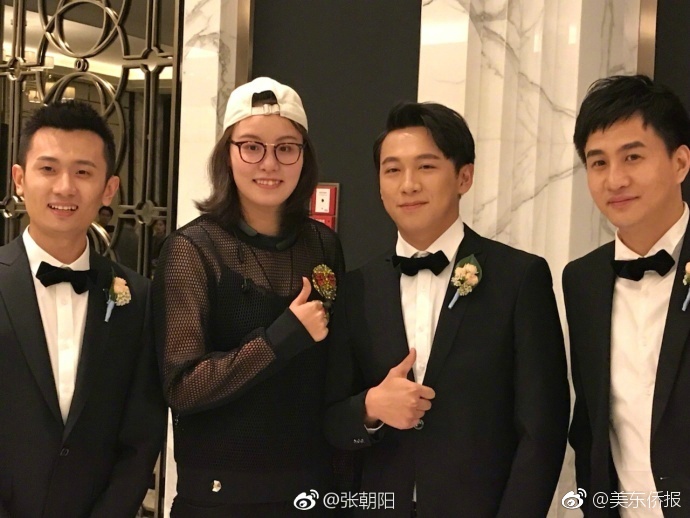 3p公交车被男人摁住狂躁