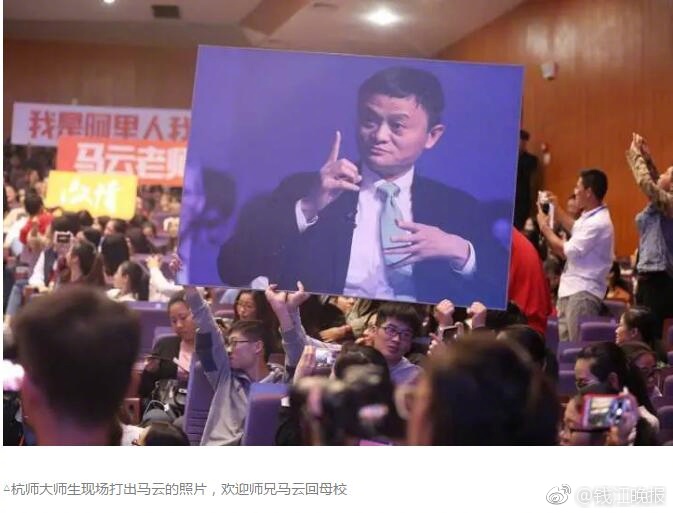 美女激情偷拍
