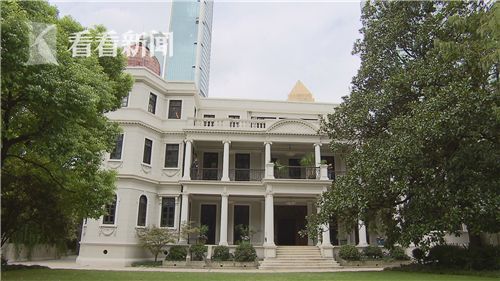比基尼正妹