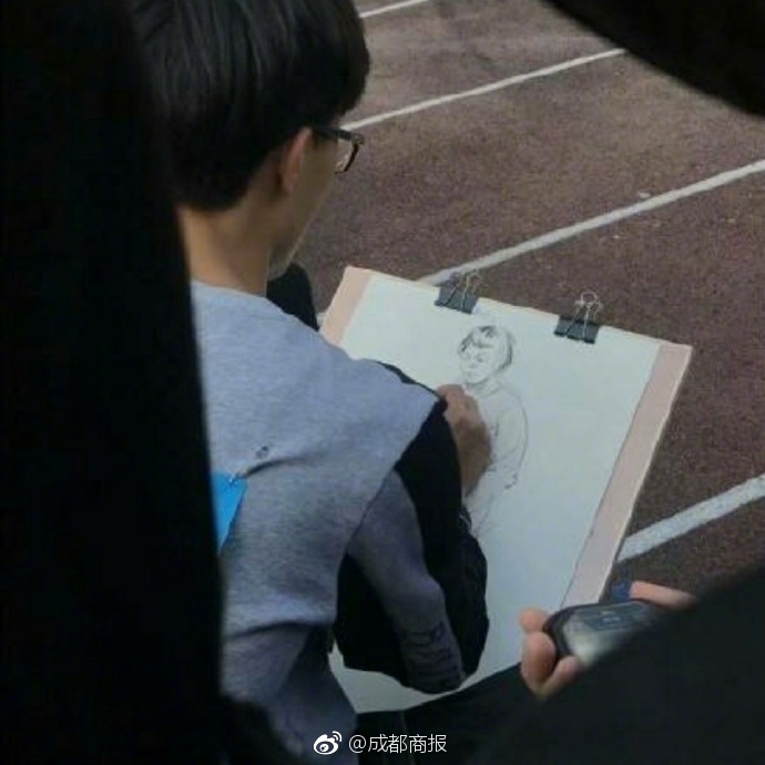吉高寧寧