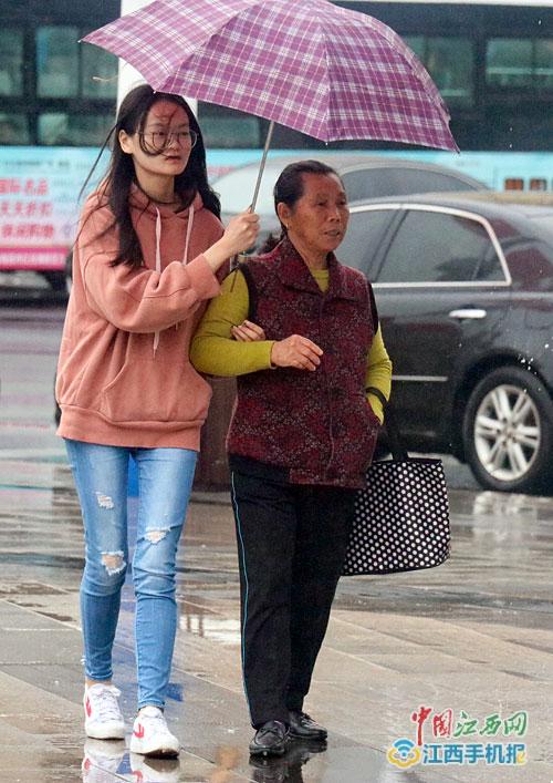色 动漫 网站