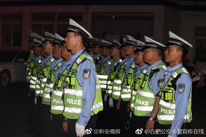 内射老熟女Av天堂