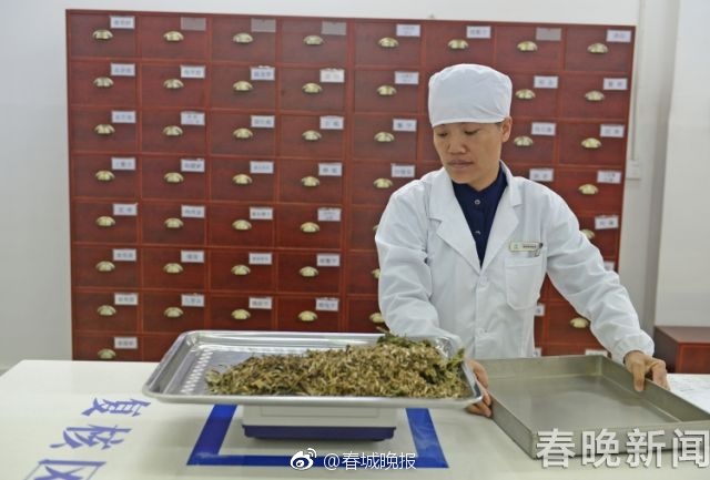 免费真人真实夫妻性生活黄色一级片
