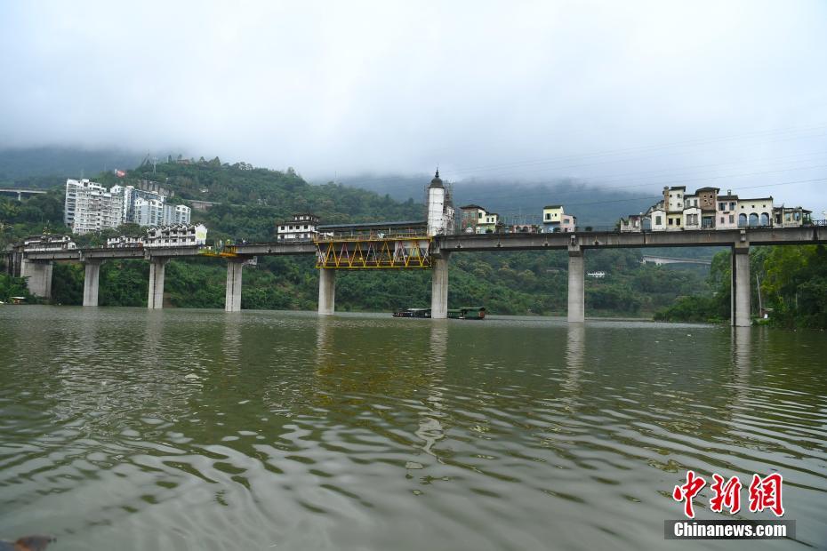 又爽又黄