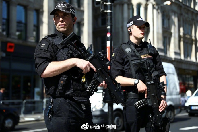 靠逼软件免费下载