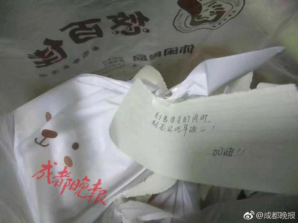 欧美Meater全部裸体自慰