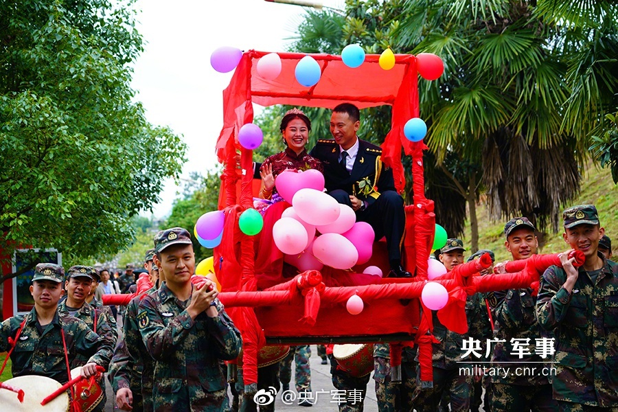 超碰偷拍