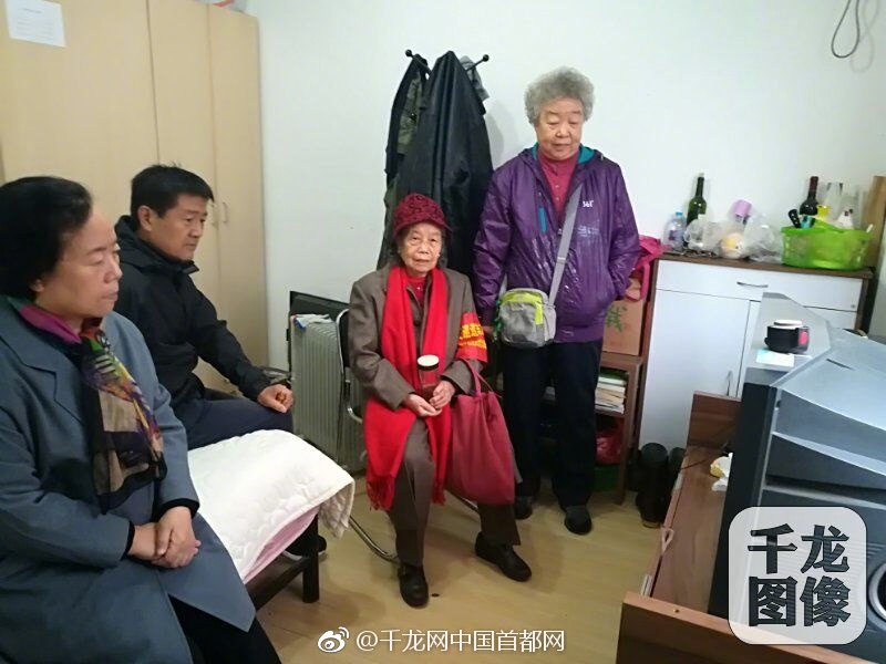 jk白丝喷水