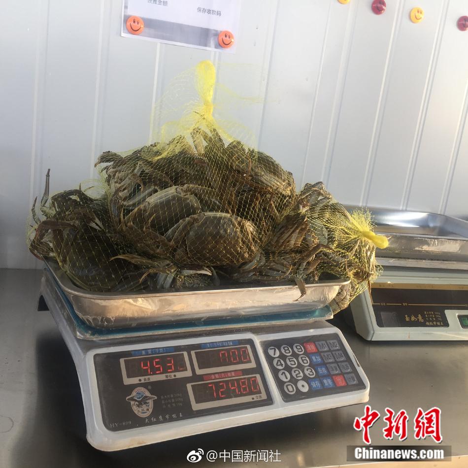 短髮正妹