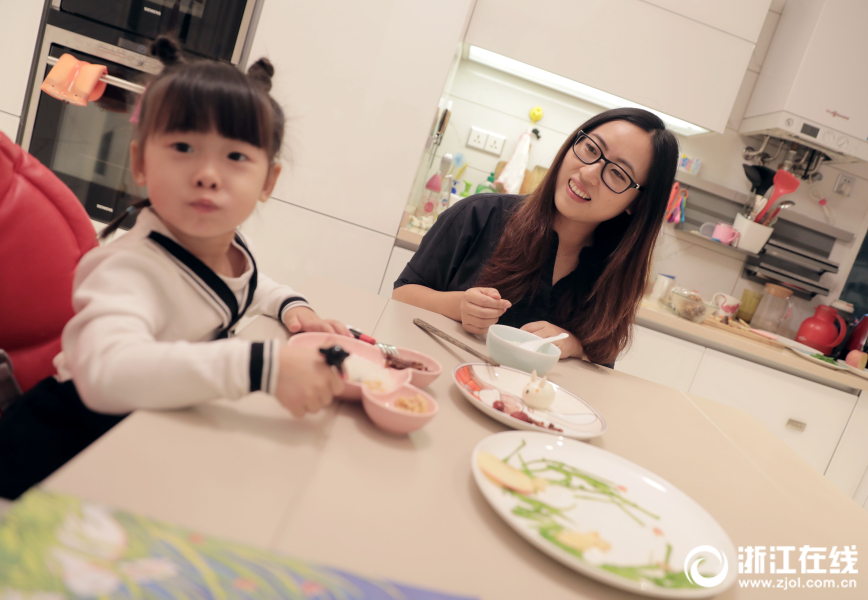 二级片黄色片三级片