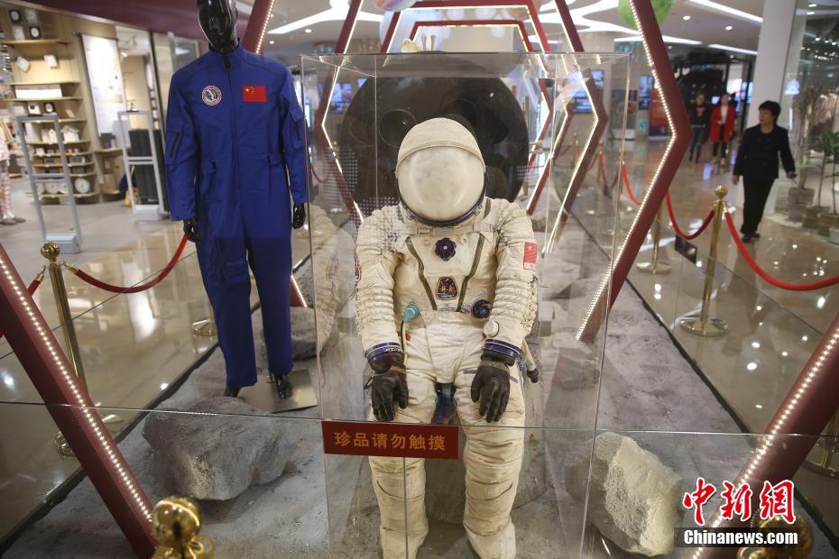很黄很黄的黄色视频免费看