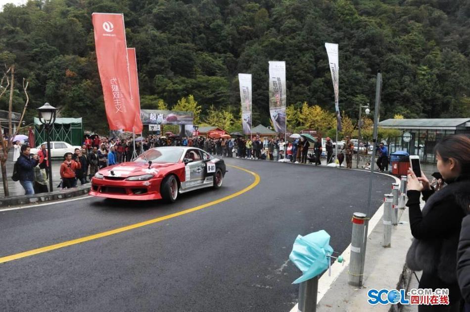 阿 老 妇 乱 视频海角社区