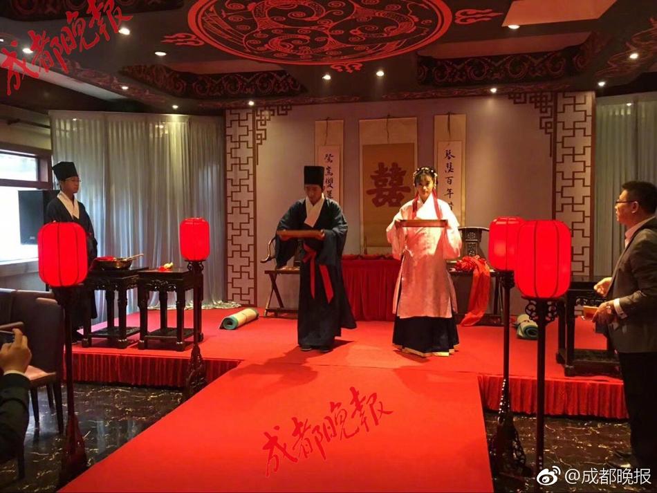 日本街頭搭訕人妻