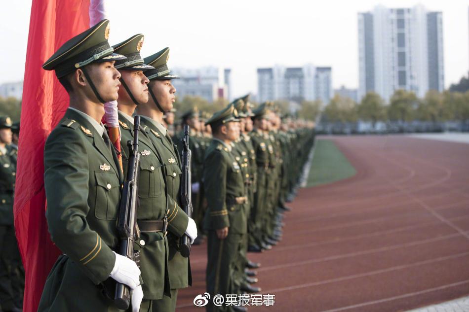 美女脱一光二净