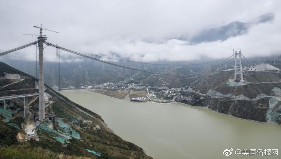 欧美性黑人极品Hd喷水上素堇