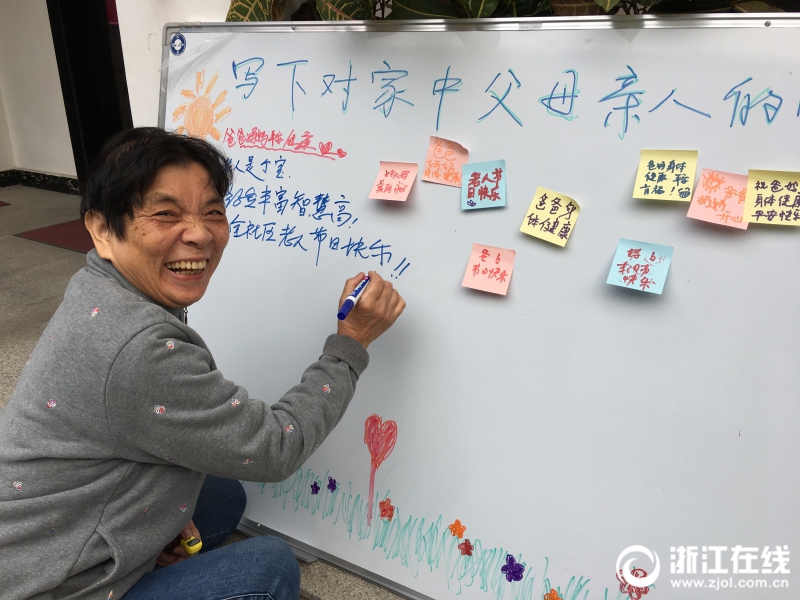 日韩性爱短片