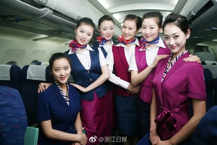 女人撤尿黄色正面照三级免费片
