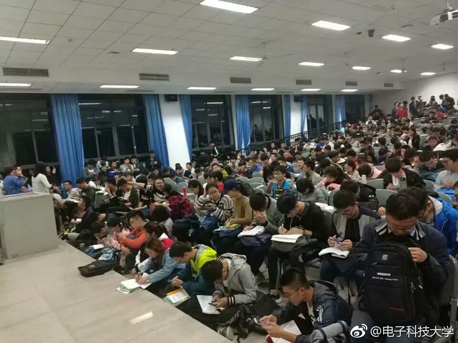夫妻性生活大片