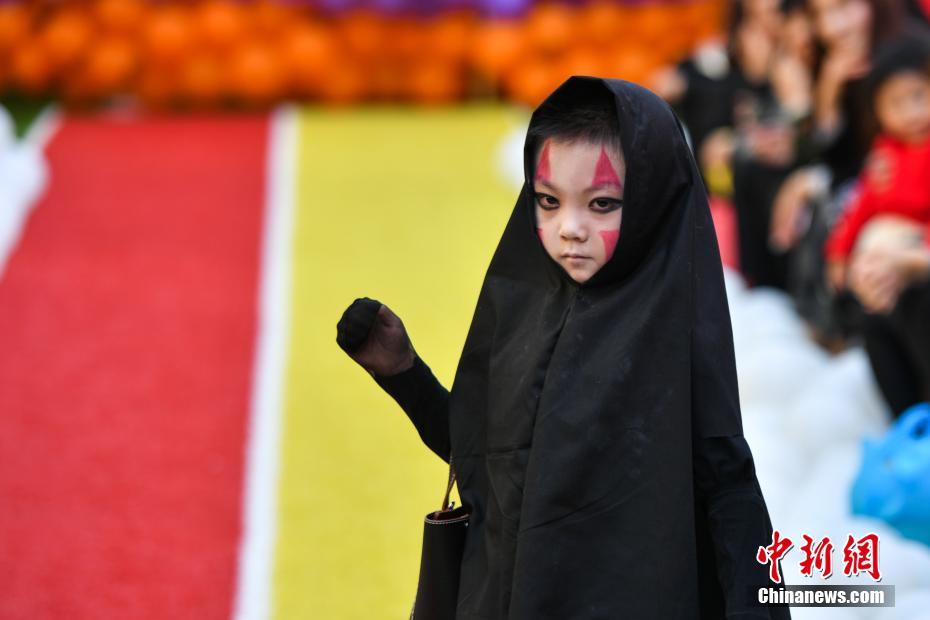 俄罗斯老妇性猛交
