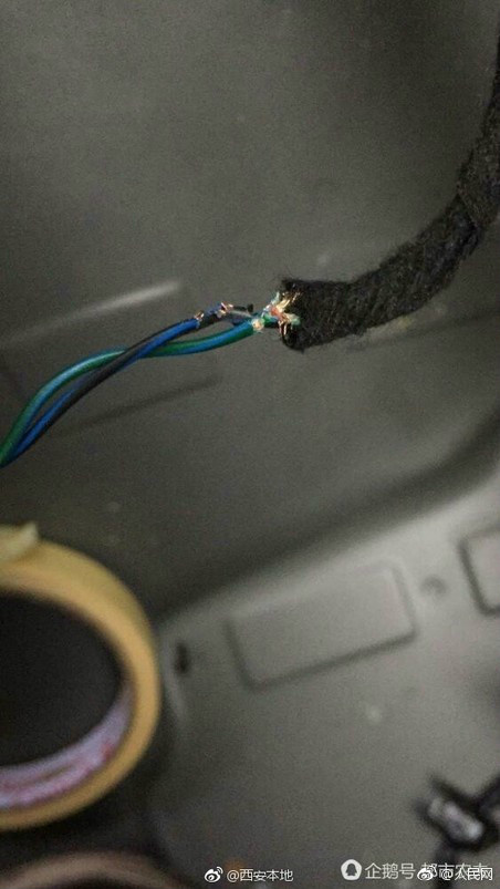 被男人吃奶跟添高潮了60分钟