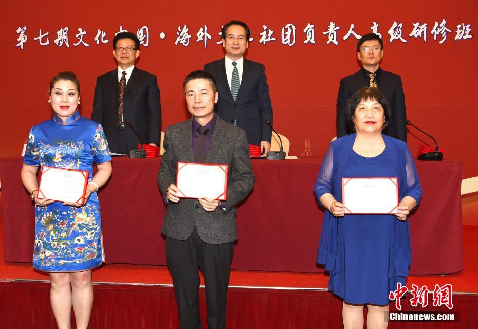 变态摸 揉
