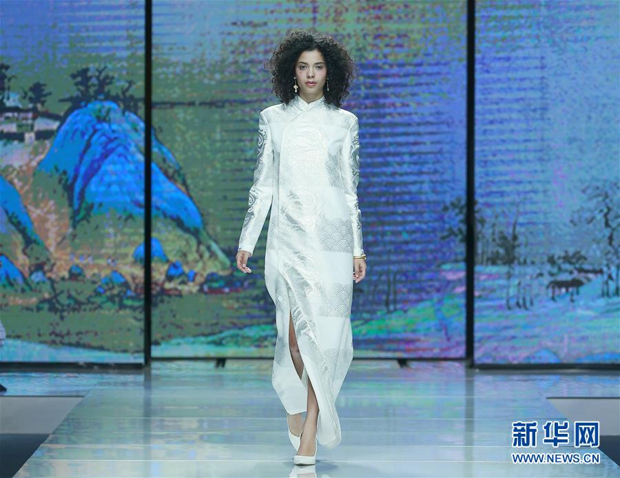 China天美传媒XXXXHD