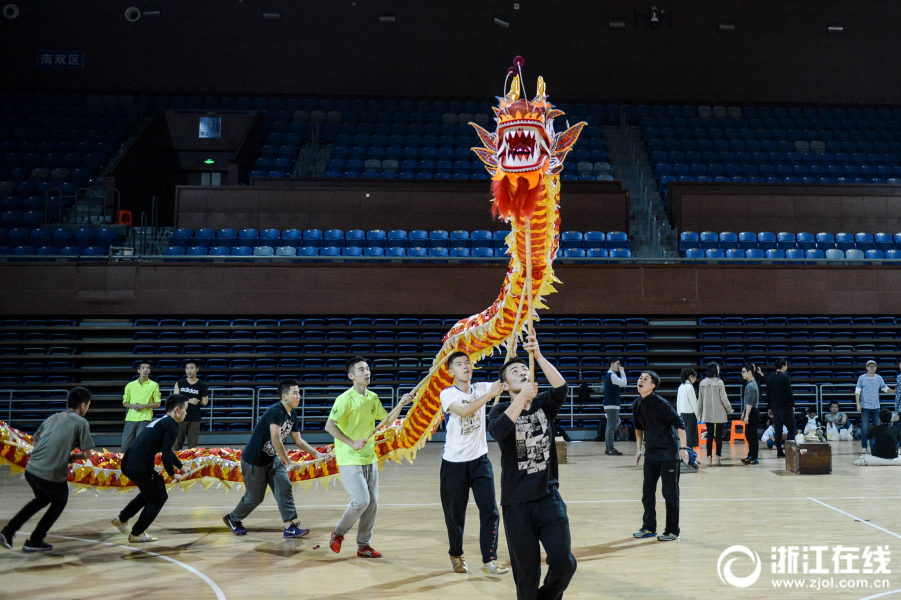 Chinese玩弄老太Hd