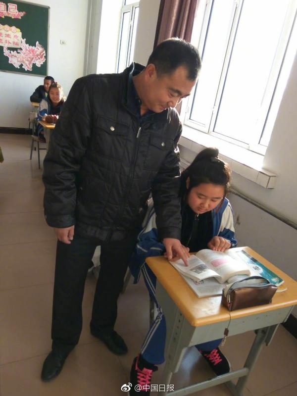 欧美老妇Bbb浓毛乱