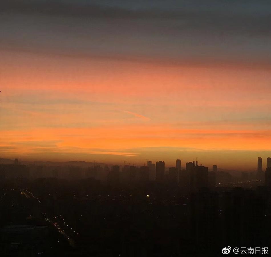 三黑战斗刘玥闺蜜视频结局