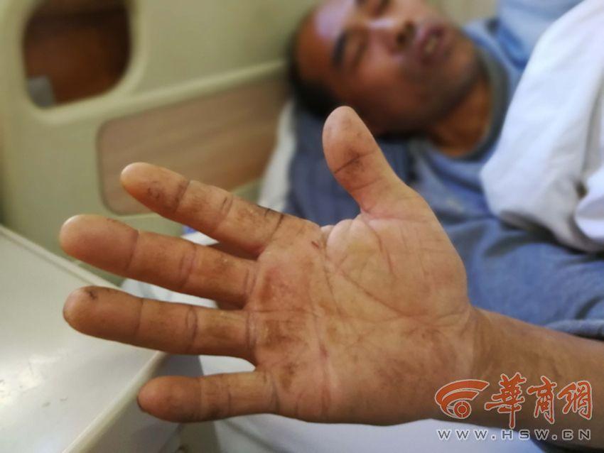 女人脱精光让人桶爽了