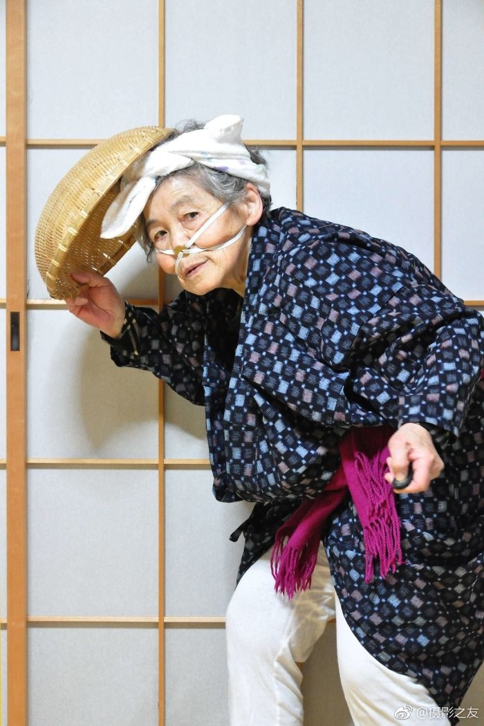 日本家庭主妇乱伦Xxxx