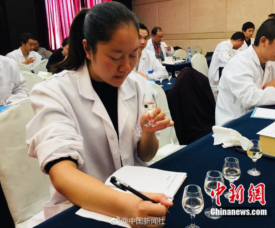 粉色视频苏晶体结构abb 2023