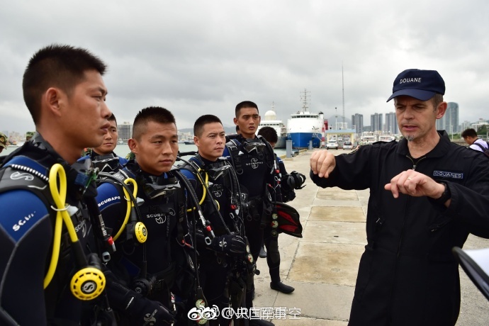 台湾偷拍网站一二三区