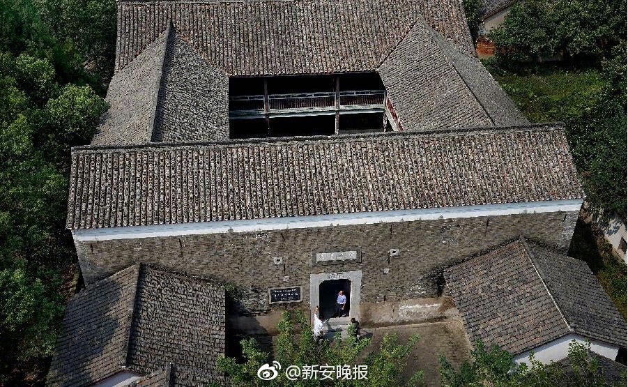 把女人 得嗷嗷嗷嗷嗷叫一男两女