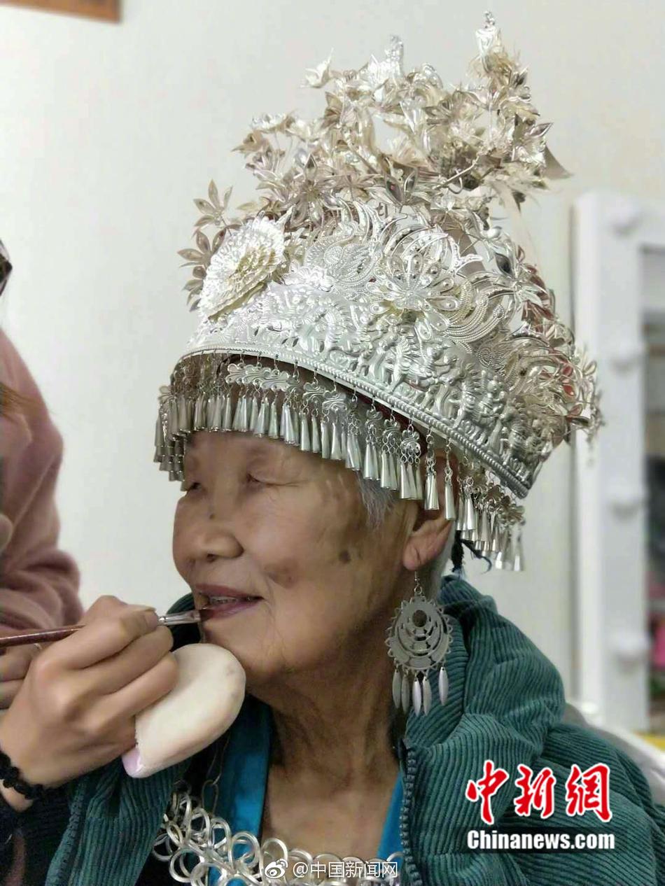 有免费直播Av毛片吗