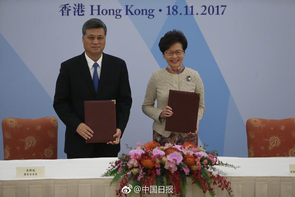 牛鞭伸入妇女下身