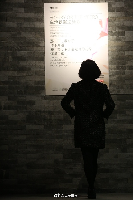 最新沟厕 女厕 盗撮