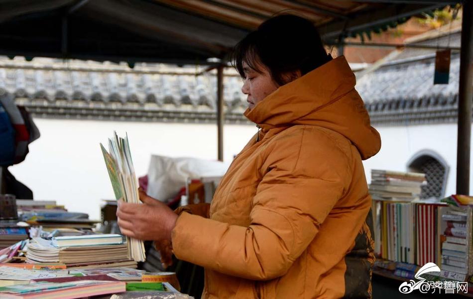 美谷朱里