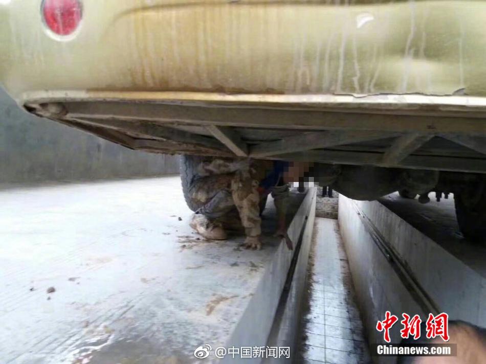 那佐人口_伊佐那社(2)