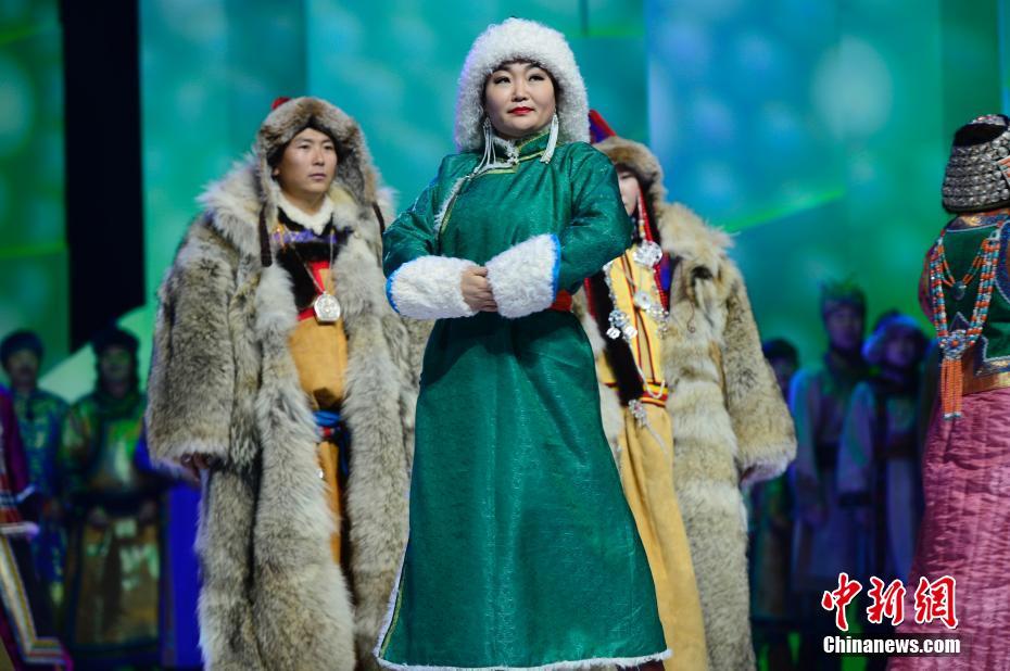 国产三级片生年人