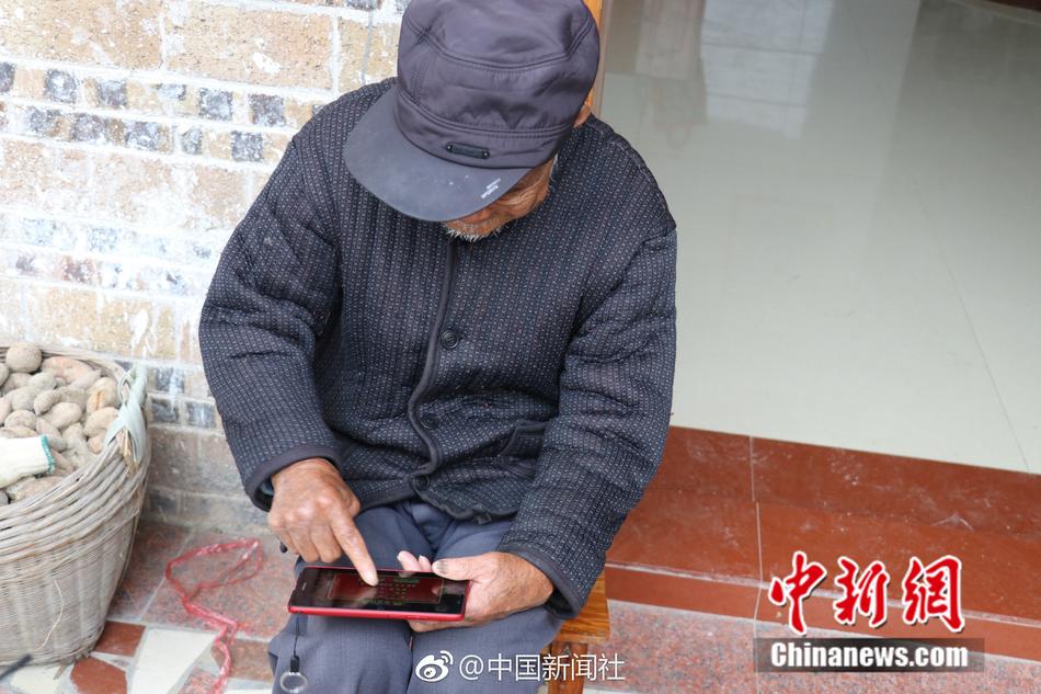 免费人成年激情视频