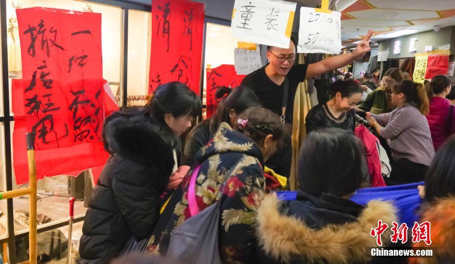 亚洲 欧美 另类 综合 偷拍