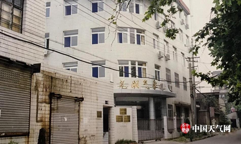 中国大陆黄色三级片