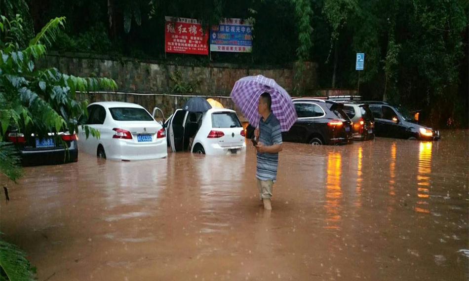 极品美女如厕沟厕后拍