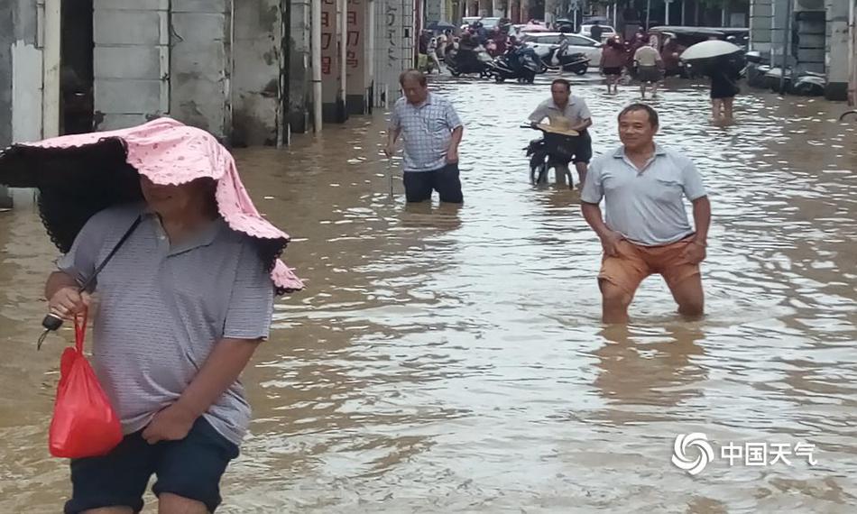 唐三  小舞流出来