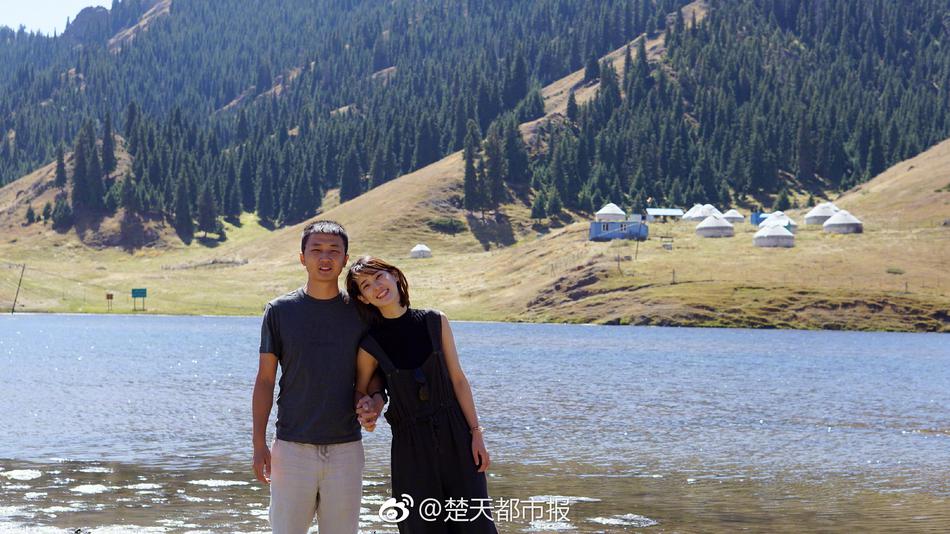 美女又爽 又黄 脱脱内内动漫